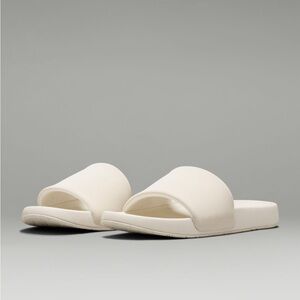 Lululemon Men’s RestFeel Slides in Light Ivory Size 10
